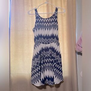 Summer dress bow on back